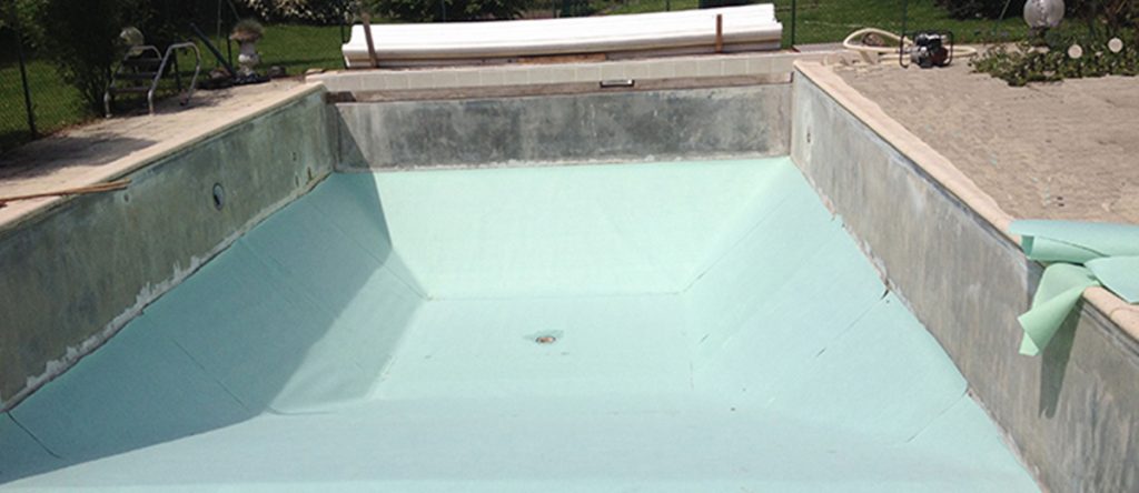 rénovation partielle de piscine : changement d'un liner 